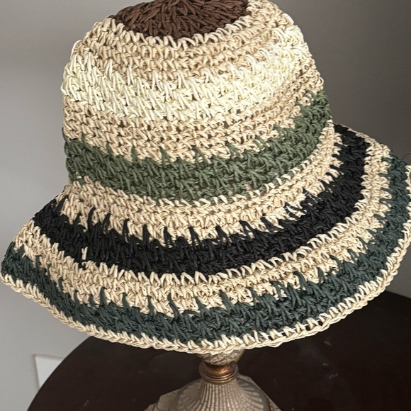 LOGO by Lori Goldstein Accessories - NEW IN BAG NIB Lori Goldstein LOGO Adjustable Striped Sun Hat in Green Black